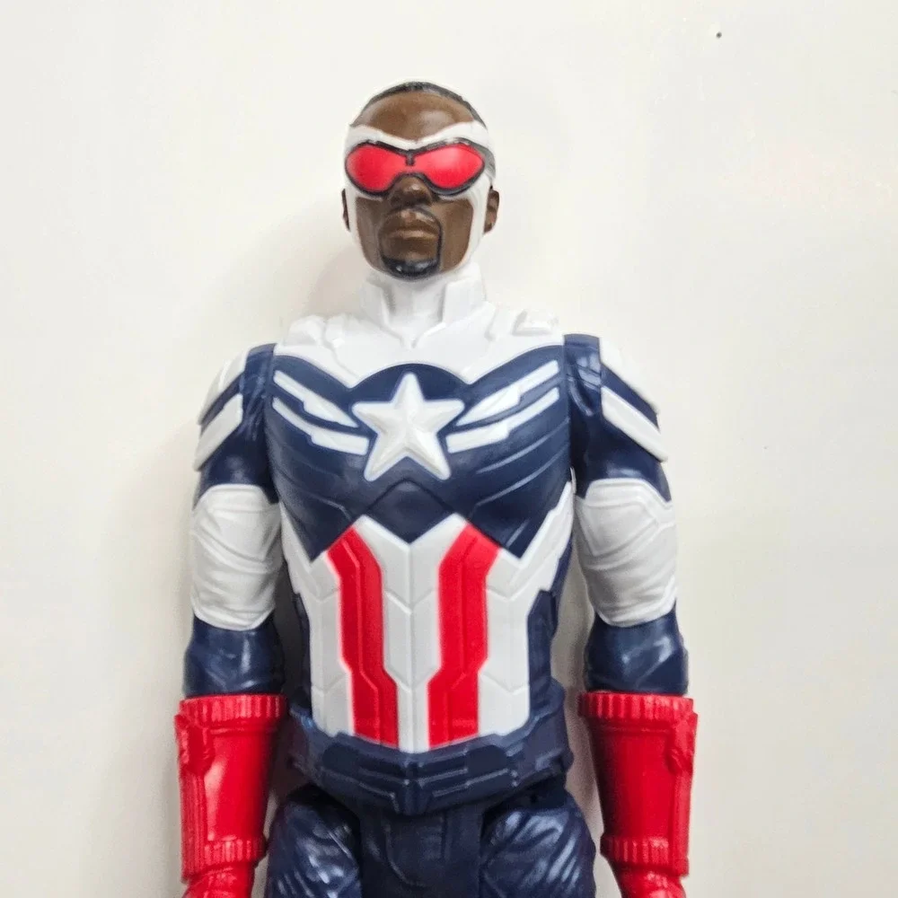 Hasbro Falcon Action Figure Kids 12in Blue Marvel Titan Hero F2075